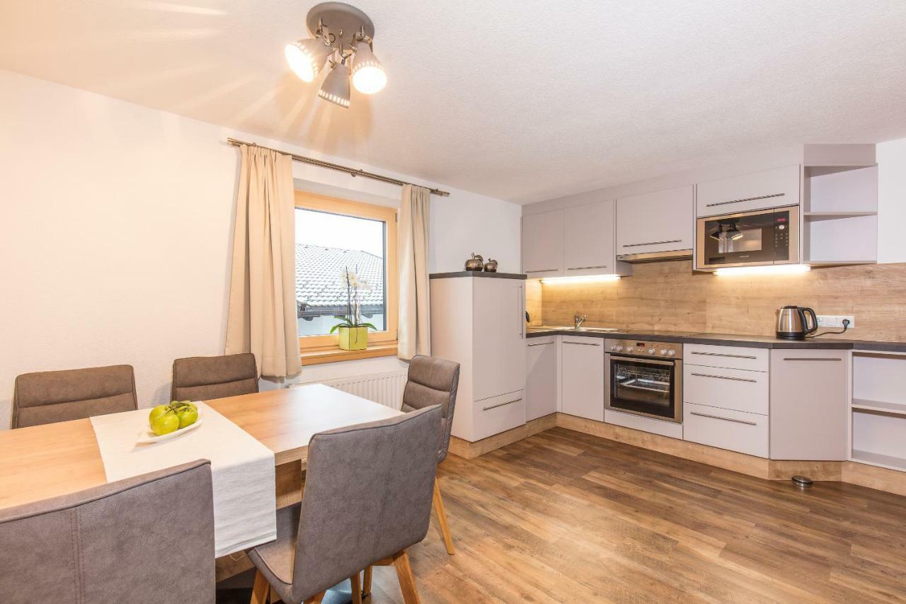 Appartement Haus Maria à Huben  Extérieur photo